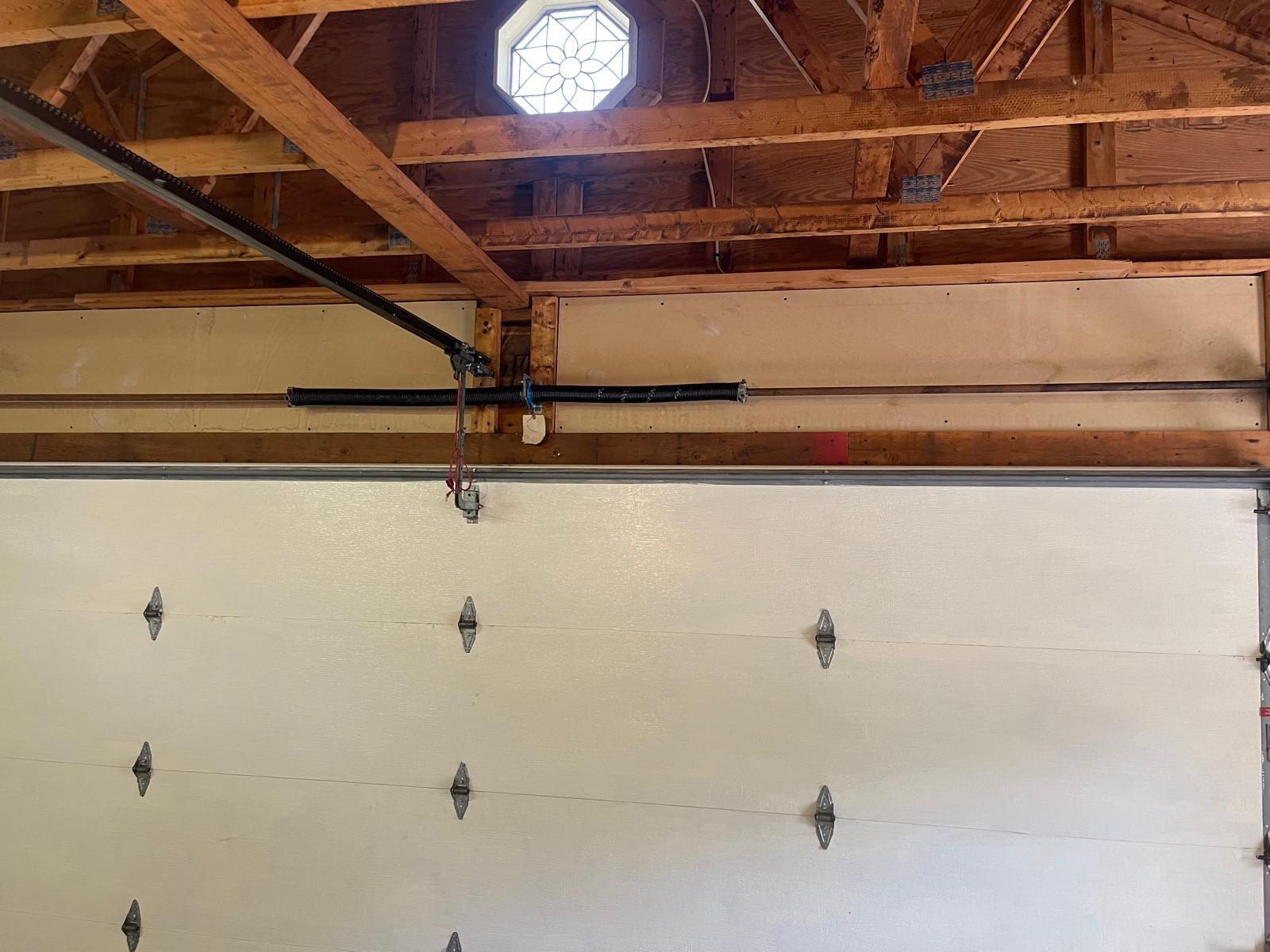 You are currently viewing Don’t Hire a Garage Door Tech Without Asking These Questions